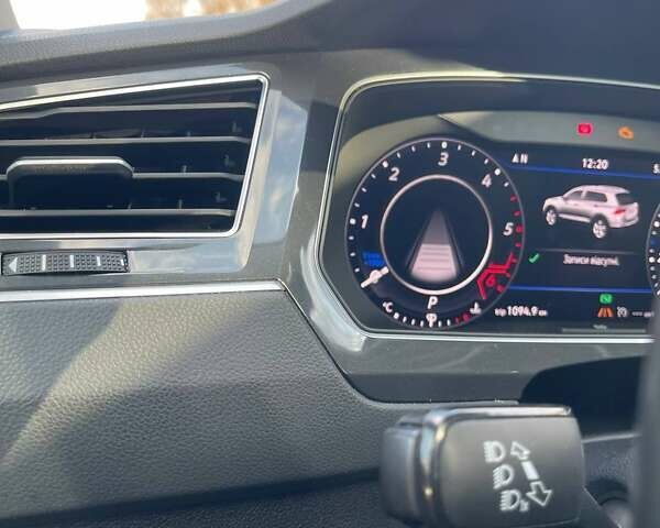 Серый Фольксваген Тигуан, объемом двигателя 1.98 л и пробегом 194 тыс. км за 24299 $, фото 77 на Automoto.ua