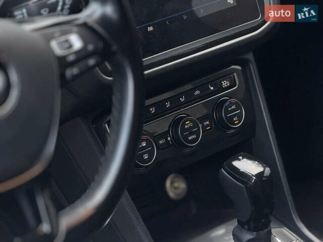 Серый Фольксваген Тигуан, объемом двигателя 2 л и пробегом 248 тыс. км за 21500 $, фото 47 на Automoto.ua