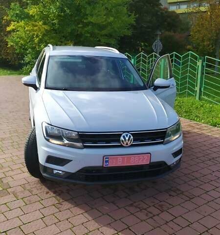 Серый Фольксваген Тигуан, объемом двигателя 2 л и пробегом 195 тыс. км за 23350 $, фото 11 на Automoto.ua