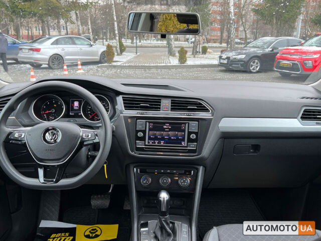 Сірий Фольксваген Тігуан, об'ємом двигуна 2 л та пробігом 79 тис. км за 17950 $, фото 13 на Automoto.ua