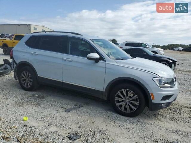 Сірий Фольксваген Тігуан, об'ємом двигуна 1.98 л та пробігом 121 тис. км за 4400 $, фото 1 на Automoto.ua