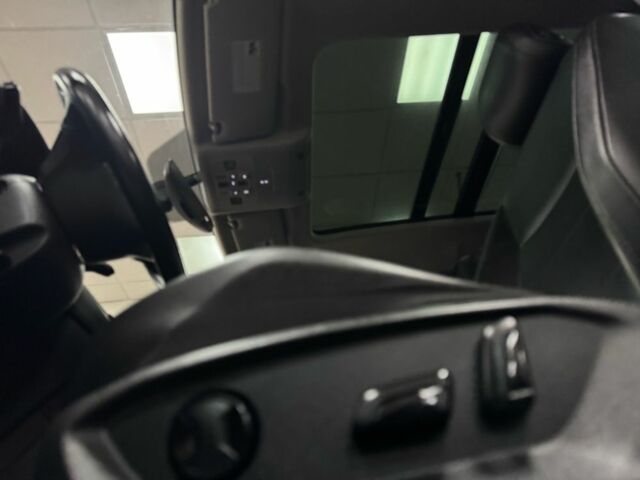 Серый Фольксваген Тигуан, объемом двигателя 2 л и пробегом 189 тыс. км за 19900 $, фото 13 на Automoto.ua