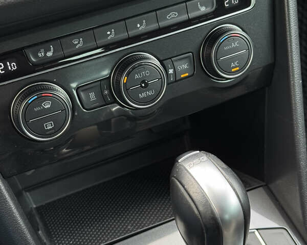 Серый Фольксваген Тигуан, объемом двигателя 1.98 л и пробегом 154 тыс. км за 25700 $, фото 39 на Automoto.ua