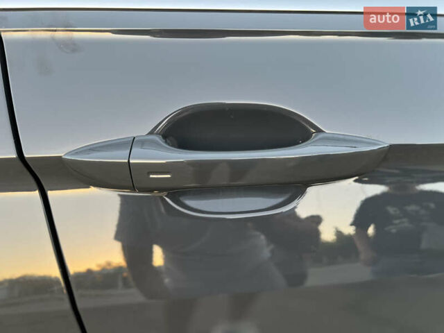 Серый Фольксваген Тигуан, объемом двигателя 1.98 л и пробегом 124 тыс. км за 26900 $, фото 32 на Automoto.ua