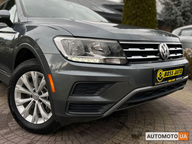 Сірий Фольксваген Тігуан, об'ємом двигуна 2 л та пробігом 79 тис. км за 17950 $, фото 9 на Automoto.ua