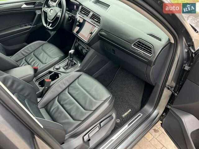 Серый Фольксваген Тигуан, объемом двигателя 1.98 л и пробегом 148 тыс. км за 19300 $, фото 11 на Automoto.ua