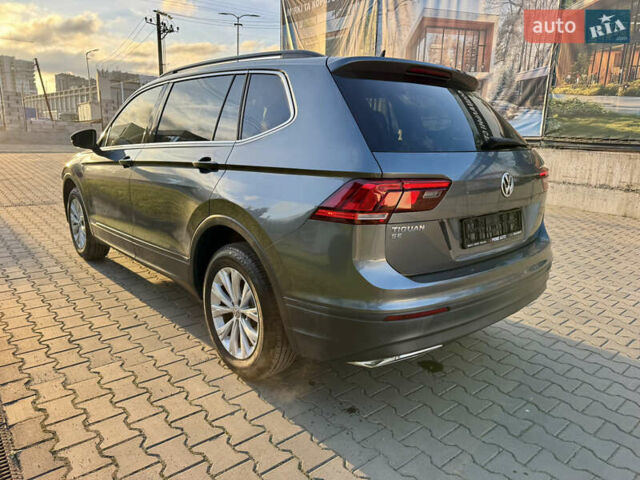 Серый Фольксваген Тигуан, объемом двигателя 2 л и пробегом 104 тыс. км за 20300 $, фото 23 на Automoto.ua