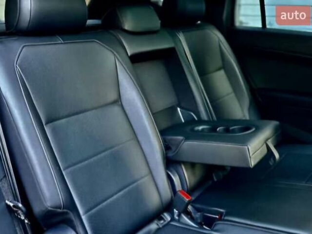 Серый Фольксваген Тигуан, объемом двигателя 1.98 л и пробегом 135 тыс. км за 21000 $, фото 6 на Automoto.ua