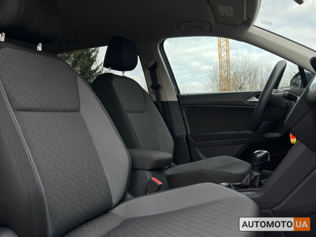 Сірий Фольксваген Тігуан, об'ємом двигуна 2 л та пробігом 79 тис. км за 17950 $, фото 11 на Automoto.ua