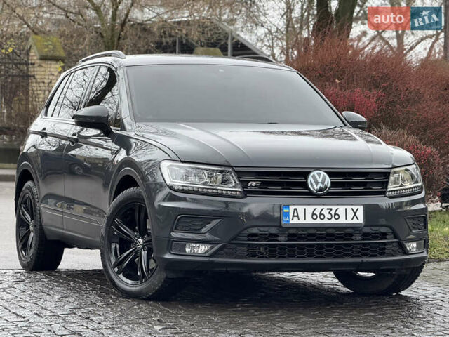 Серый Фольксваген Тигуан, объемом двигателя 2 л и пробегом 56 тыс. км за 24999 $, фото 3 на Automoto.ua