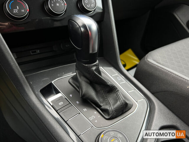 Сірий Фольксваген Тігуан, об'ємом двигуна 2 л та пробігом 79 тис. км за 17950 $, фото 18 на Automoto.ua