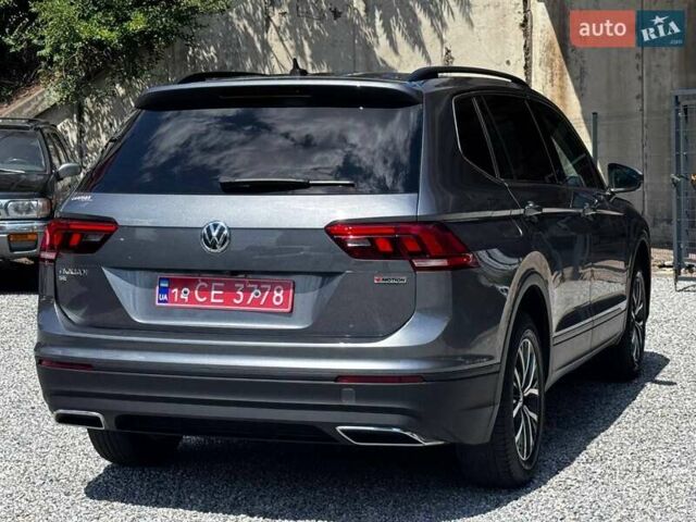 Сірий Фольксваген Тігуан, об'ємом двигуна 2 л та пробігом 167 тис. км за 19500 $, фото 6 на Automoto.ua