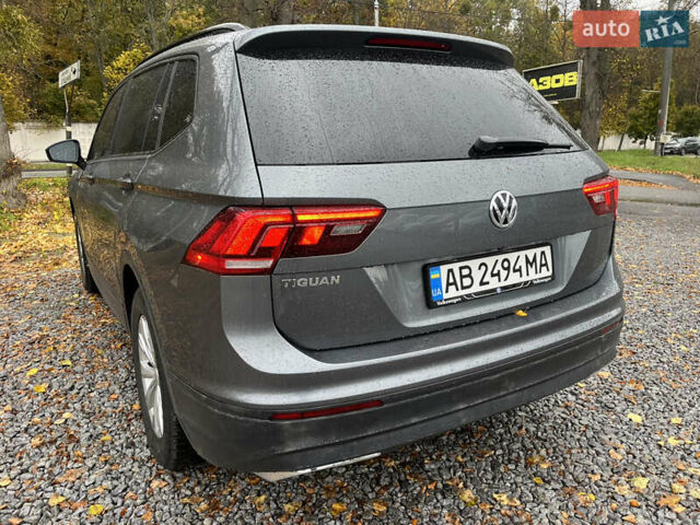 Серый Фольксваген Тигуан, объемом двигателя 1.98 л и пробегом 194 тыс. км за 16700 $, фото 5 на Automoto.ua
