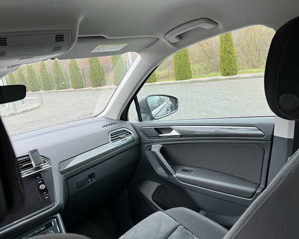 Серый Фольксваген Тигуан, объемом двигателя 1.98 л и пробегом 154 тыс. км за 25700 $, фото 28 на Automoto.ua