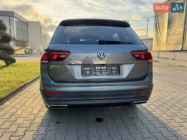Серый Фольксваген Тигуан, объемом двигателя 2 л и пробегом 104 тыс. км за 20300 $, фото 21 на Automoto.ua