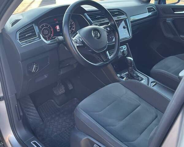 Фольксваген Тигуан 2018 в Борисполе на Automoto.ua Серый Фольксваген Тигуан, объемом двигателя 1.97 л и пробегом 97 тыс. км за 29500 $, фото 13 на Automoto.ua