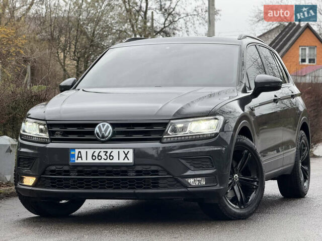 Серый Фольксваген Тигуан, объемом двигателя 2 л и пробегом 56 тыс. км за 24999 $, фото 14 на Automoto.ua