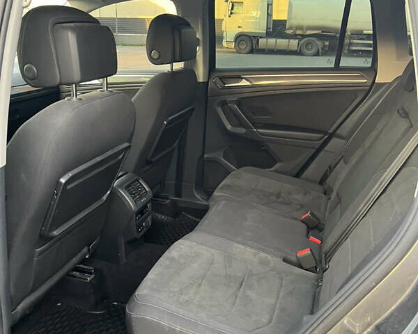 Сірий Фольксваген Тігуан, об'ємом двигуна 1.97 л та пробігом 145 тис. км за 27200 $, фото 9 на Automoto.ua