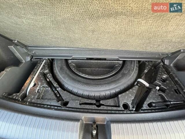 Серый Фольксваген Тигуан, объемом двигателя 1.98 л и пробегом 194 тыс. км за 16700 $, фото 18 на Automoto.ua