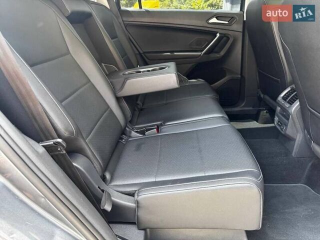 Сірий Фольксваген Тігуан, об'ємом двигуна 2 л та пробігом 167 тис. км за 19500 $, фото 8 на Automoto.ua