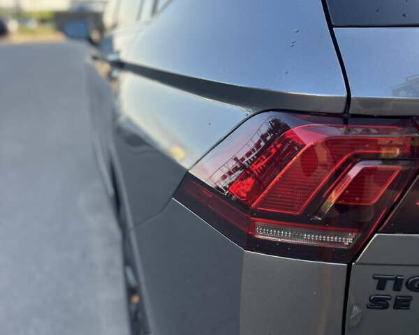 Сірий Фольксваген Тігуан, об'ємом двигуна 1.98 л та пробігом 145 тис. км за 17800 $, фото 19 на Automoto.ua