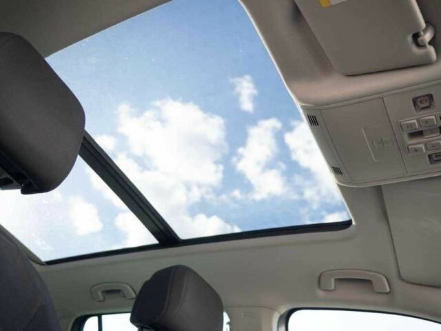 Сірий Фольксваген Тігуан, об'ємом двигуна 0 л та пробігом 110 тис. км за 11500 $, фото 9 на Automoto.ua