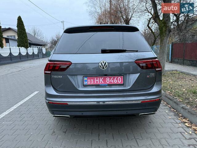 Серый Фольксваген Тигуан, объемом двигателя 2 л и пробегом 169 тыс. км за 21500 $, фото 9 на Automoto.ua