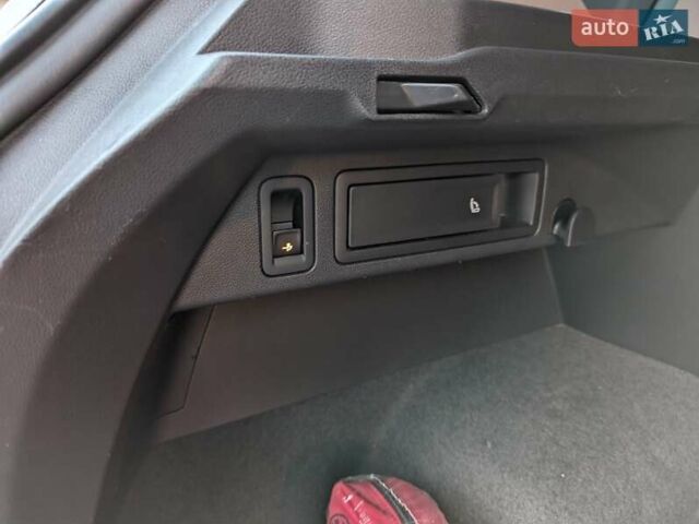 Сірий Фольксваген Тігуан, об'ємом двигуна 1.98 л та пробігом 160 тис. км за 30900 $, фото 10 на Automoto.ua