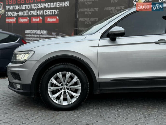 Серый Фольксваген Тигуан, объемом двигателя 2 л и пробегом 248 тыс. км за 21500 $, фото 5 на Automoto.ua