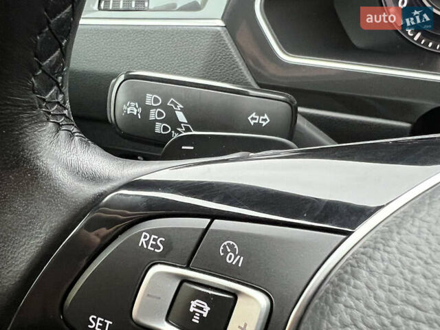 Серый Фольксваген Тигуан, объемом двигателя 1.97 л и пробегом 169 тыс. км за 24800 $, фото 42 на Automoto.ua