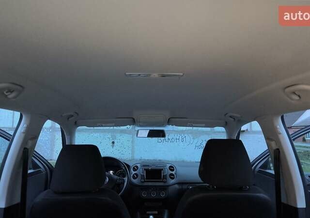 Серый Фольксваген Тигуан, объемом двигателя 1.98 л и пробегом 96 тыс. км за 12500 $, фото 15 на Automoto.ua