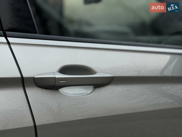 Серый Фольксваген Тигуан, объемом двигателя 2 л и пробегом 248 тыс. км за 21500 $, фото 21 на Automoto.ua