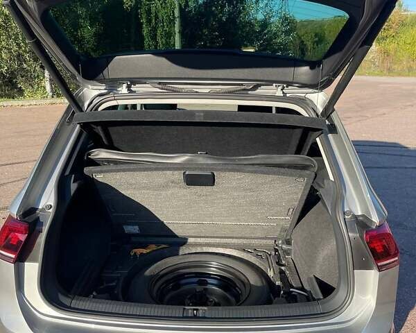 Фольксваген Тигуан 2018 в Борисполе на Automoto.ua Серый Фольксваген Тигуан, объемом двигателя 1.97 л и пробегом 97 тыс. км за 29500 $, фото 12 на Automoto.ua