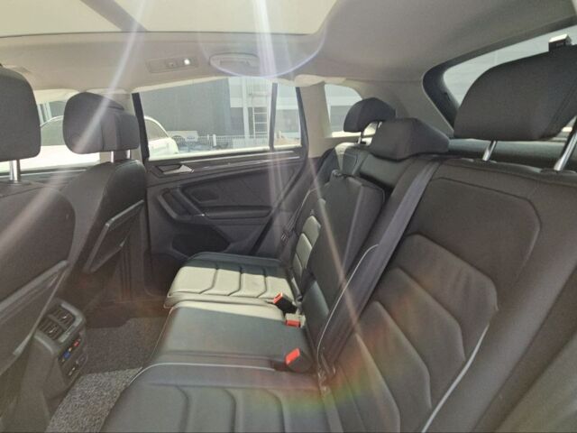 Серый Фольксваген Тигуан, объемом двигателя 2 л и пробегом 80 тыс. км за 16500 $, фото 38 на Automoto.ua