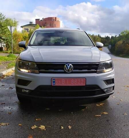 Серый Фольксваген Тигуан, объемом двигателя 2 л и пробегом 195 тыс. км за 23350 $, фото 25 на Automoto.ua