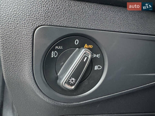 Серый Фольксваген Тигуан, объемом двигателя 2 л и пробегом 187 тыс. км за 18500 $, фото 33 на Automoto.ua