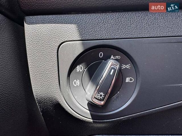 Сірий Фольксваген Тігуан, об'ємом двигуна 2 л та пробігом 167 тис. км за 19500 $, фото 21 на Automoto.ua