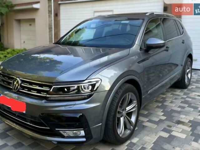 Серый Фольксваген Тигуан, объемом двигателя 1.98 л и пробегом 135 тыс. км за 21000 $, фото 11 на Automoto.ua