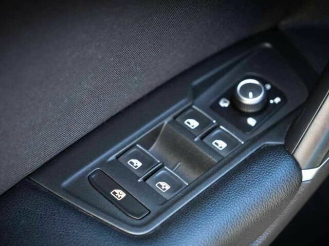 Сірий Фольксваген Тігуан, об'ємом двигуна 0 л та пробігом 110 тис. км за 11500 $, фото 15 на Automoto.ua