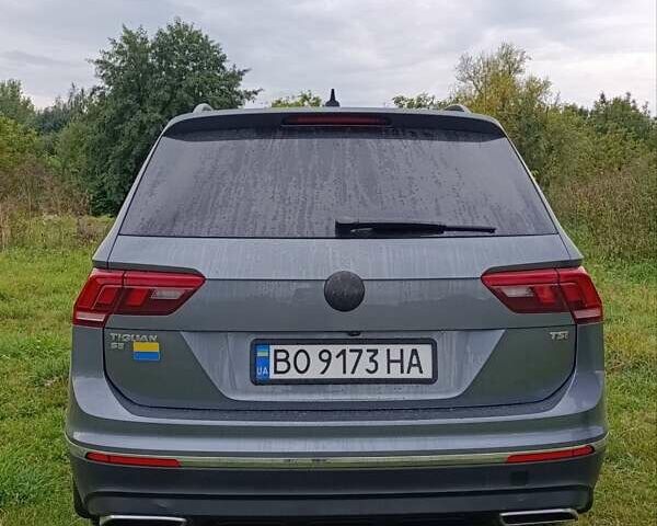 Серый Фольксваген Тигуан, объемом двигателя 2 л и пробегом 118 тыс. км за 16900 $, фото 7 на Automoto.ua