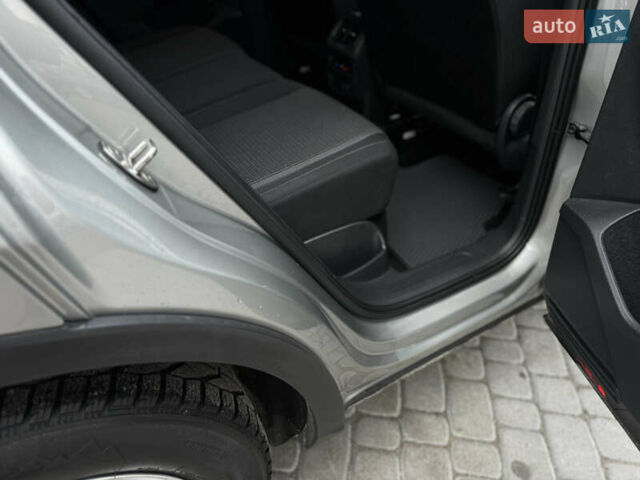 Серый Фольксваген Тигуан, объемом двигателя 2 л и пробегом 248 тыс. км за 21500 $, фото 30 на Automoto.ua