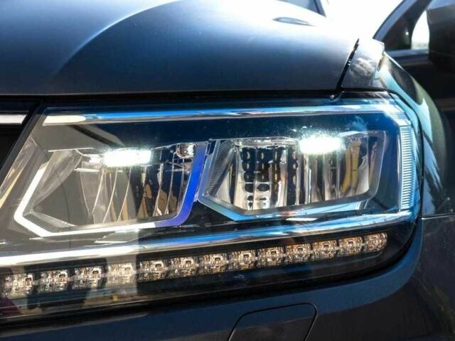 Сірий Фольксваген Тігуан, об'ємом двигуна 0 л та пробігом 110 тис. км за 11500 $, фото 20 на Automoto.ua