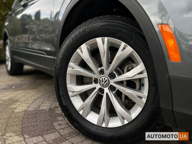 Сірий Фольксваген Тігуан, об'ємом двигуна 2 л та пробігом 79 тис. км за 17950 $, фото 10 на Automoto.ua