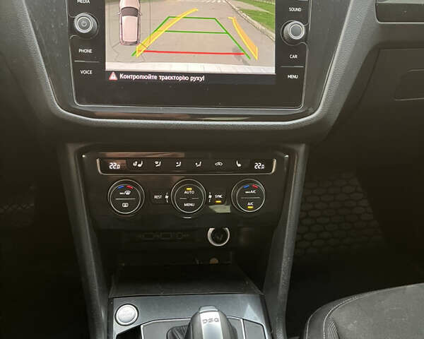 Сірий Фольксваген Тігуан, об'ємом двигуна 1.97 л та пробігом 145 тис. км за 27200 $, фото 14 на Automoto.ua