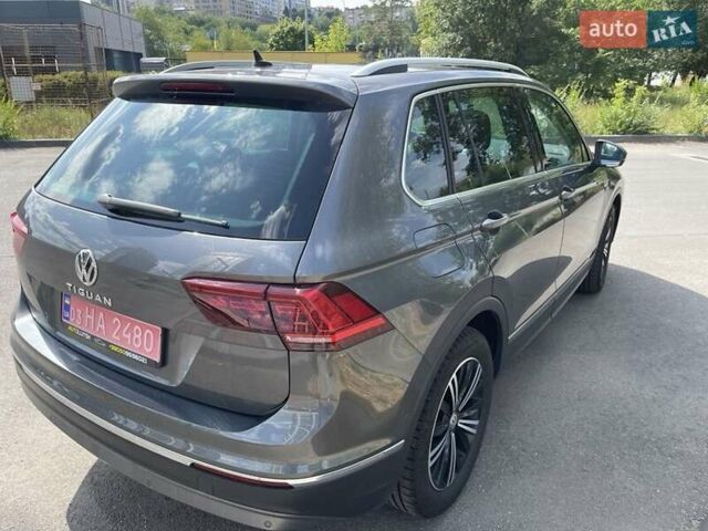 Серый Фольксваген Тигуан, объемом двигателя 1.98 л и пробегом 194 тыс. км за 24299 $, фото 9 на Automoto.ua