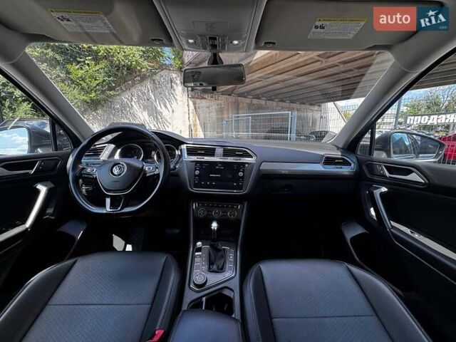 Сірий Фольксваген Тігуан, об'ємом двигуна 2 л та пробігом 167 тис. км за 19500 $, фото 9 на Automoto.ua