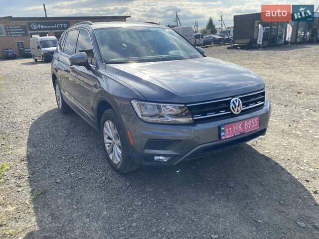 Серый Фольксваген Тигуан, объемом двигателя 0 л и пробегом 210 тыс. км за 15300 $, фото 1 на Automoto.ua