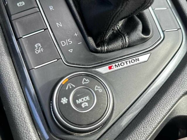 Серый Фольксваген Тигуан, объемом двигателя 2 л и пробегом 103 тыс. км за 331 $, фото 7 на Automoto.ua