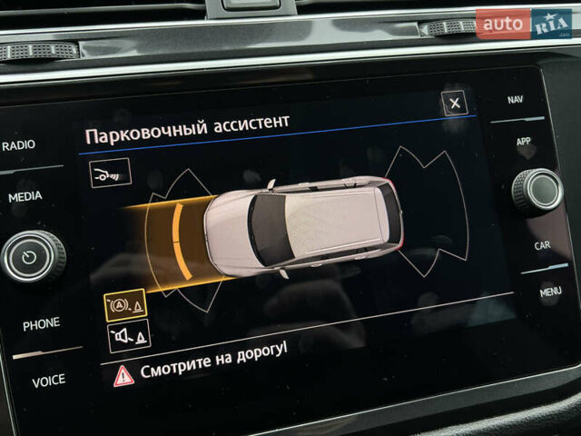 Серый Фольксваген Тигуан, объемом двигателя 1.97 л и пробегом 169 тыс. км за 24800 $, фото 44 на Automoto.ua