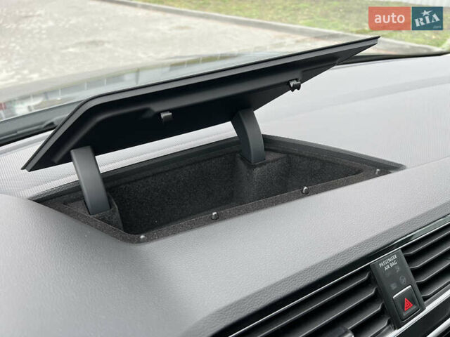 Серый Фольксваген Тигуан, объемом двигателя 1.97 л и пробегом 169 тыс. км за 24800 $, фото 54 на Automoto.ua